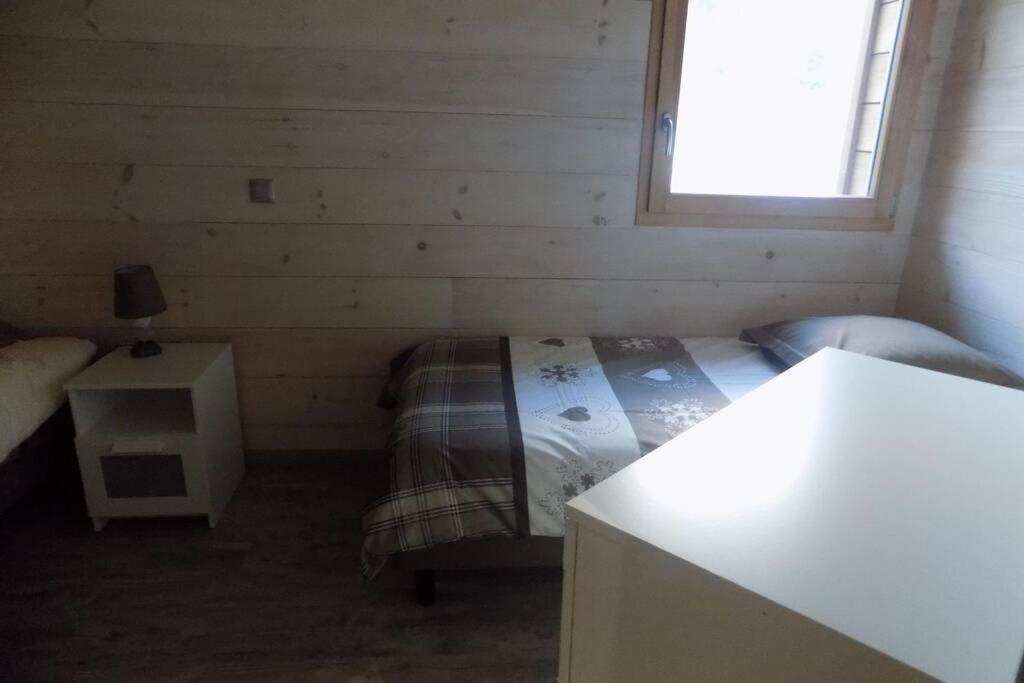 Chalet Des Charbonniers Avec Etang サン・モーリス・シュル・モセル エクステリア 写真