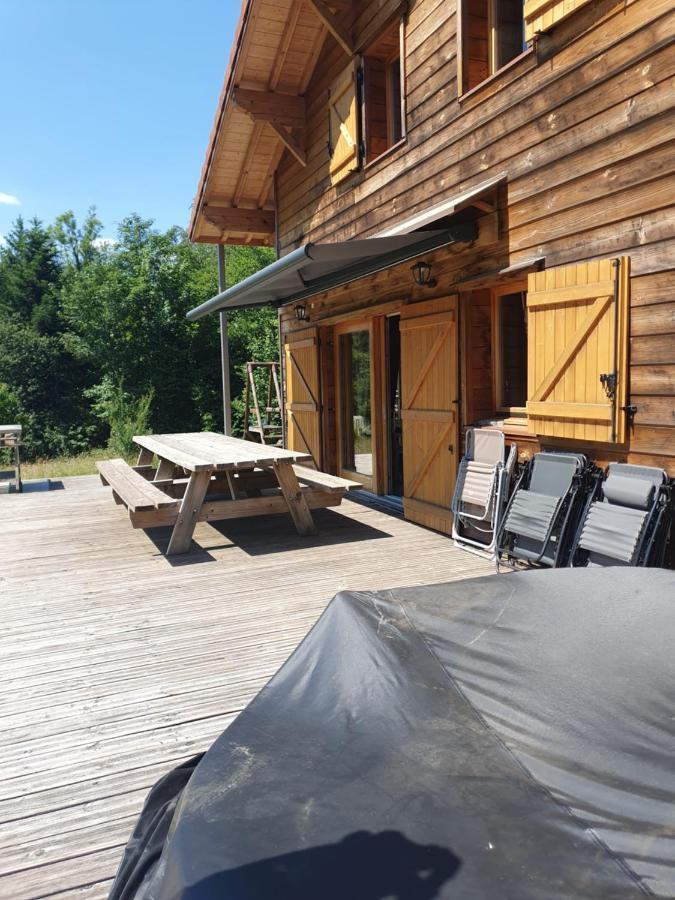 Chalet Des Charbonniers Avec Etang サン・モーリス・シュル・モセル エクステリア 写真